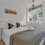 Mysquare Modern One Bed Serviced Apartment In Chelsea